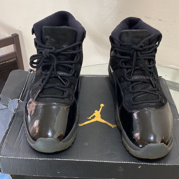 COPY - AIR JORDAN 11 RETRO 'CAP AND GOWN' - Picture 6 of 8